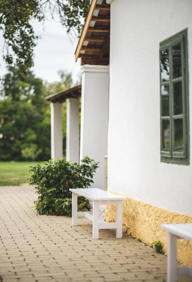 Villa Nálunk, vidéken Asvanyraro Exterior foto